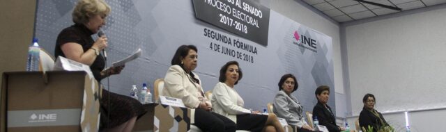 Debaten candidatas a senadoras por segunda fórmula, en Centro Universitario