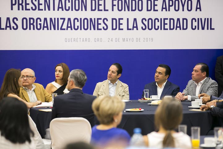 Anuncia Francisco Domínguez apoyos para proyectos de la sociedad civil a favor de los más vulnerables