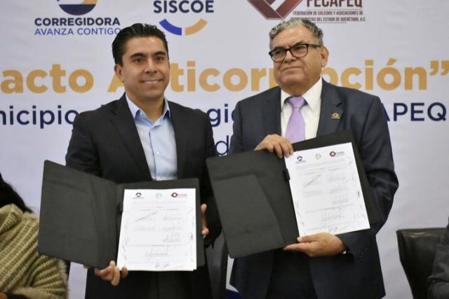 Firma Roberto Sosa pacto anticorrupción con FECAPEQ