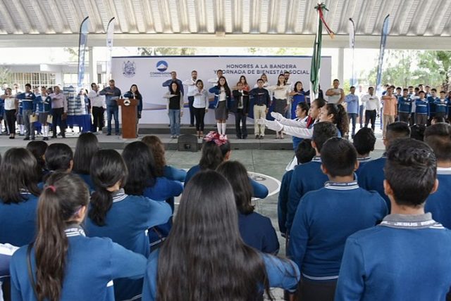 Anuncia Roberto Sosa combate al rezago educativo en Corregidora