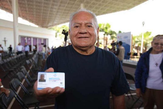 Con Médico en Tu Calle, consultas y medicinas gratis al domicilio de adultos mayores: Luis Nava