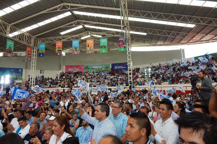 3 mil 500 se dan cita en Querétaro a celebración de 80 aniversario del PAN