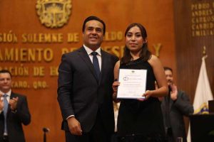 Entregaron Preseas y realizaron Homenaje Póstumo a queretanos ejemplares