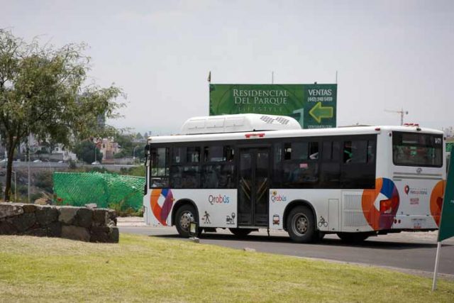 Inició entrega de Apoyos para Uso de Qrobús este 12 de agosto