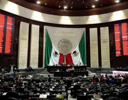 Piden licencia 11 legisladores al Congreso de la Unión, revela Kenia López Rabadán