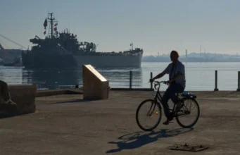 Cuba presume en TV la descarga de víveres mexicanos en La Habana en medio de la crisis energética