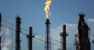 Pemex asegura que ya controló el derrame de diésel en su refinería Deer Park