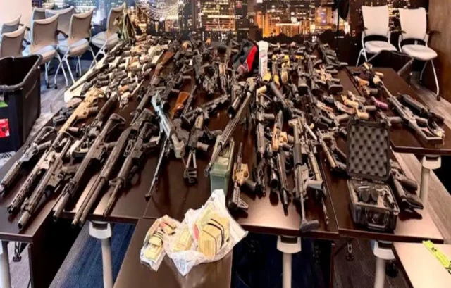 Armas